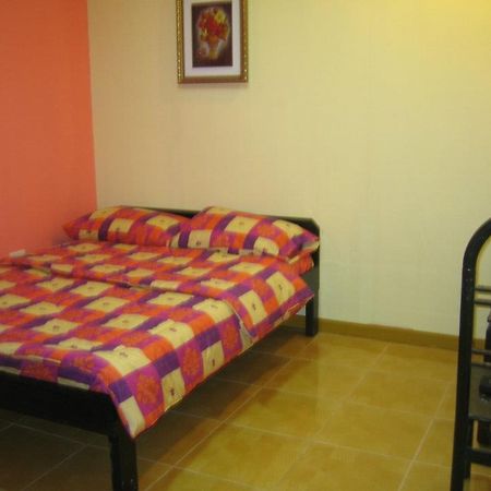 Favila Transient Rooms Πασάι Εξωτερικό φωτογραφία